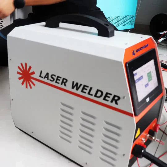 Máquina de Solda e Corte a Laser Portátil Multiprocesso (+ BRINDES)